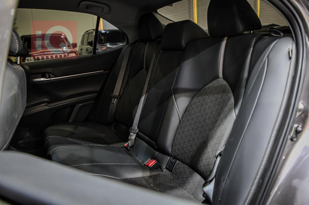 تۆیۆتا کامری